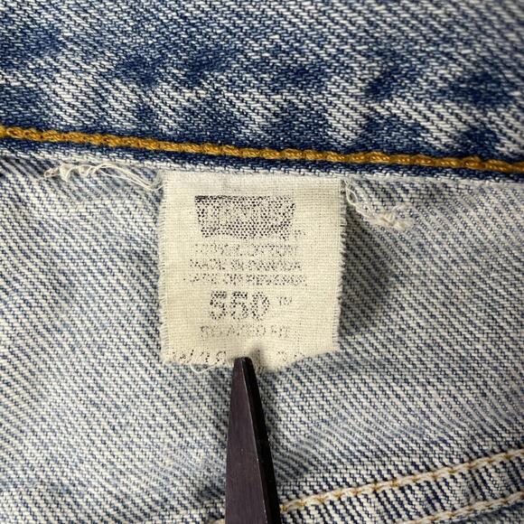 Vintage Levi's 550 Blue Jeans Men's 36 X 30 Distressed Light Wash Fade Relaxed - Picture 4 of 12